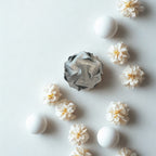 Dekorační koulička - třpytivá